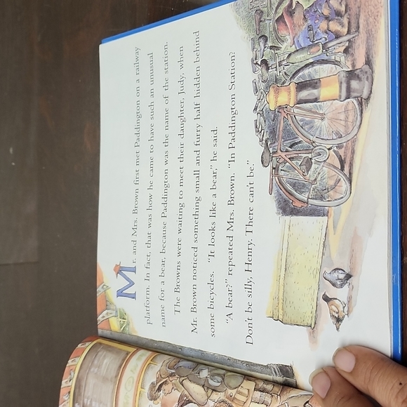 Paddington bear a great kids book - Picture 5 of 6